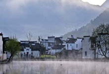 体坛名场面｜19岁中国姑娘勇闯八角笼，一脚踢断美国拳王三根肋骨.